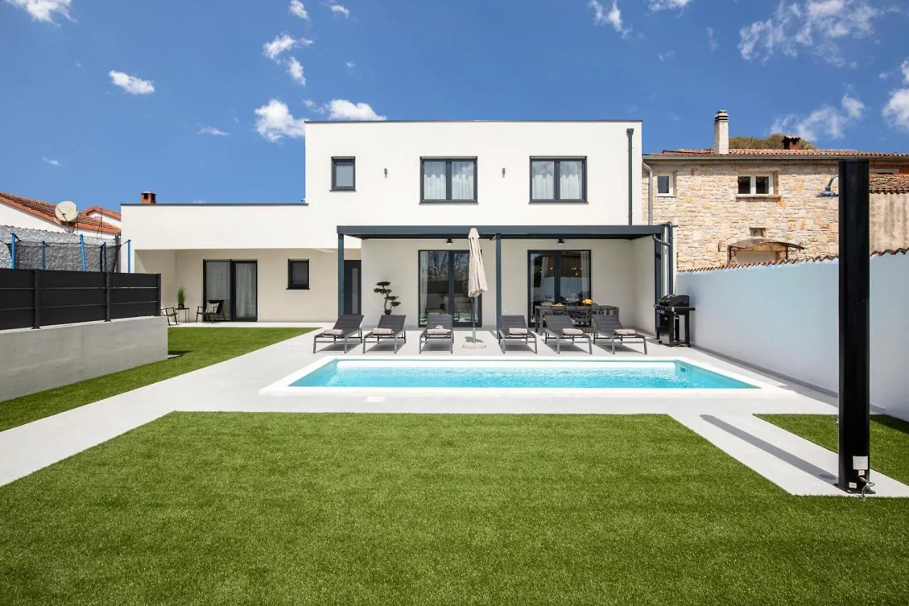 Villa Artis Pula
